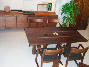 ラボ・リビングボード&テーブル