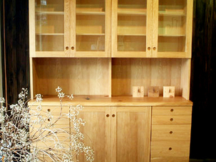 リビングボード